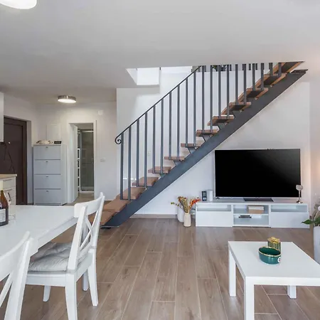 In - Istrien 35369 Apartment Porec