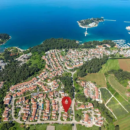 Apartment In Porec/istrien 35369 Porec