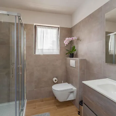 Apartment In Porec/istrien 35369 Porec